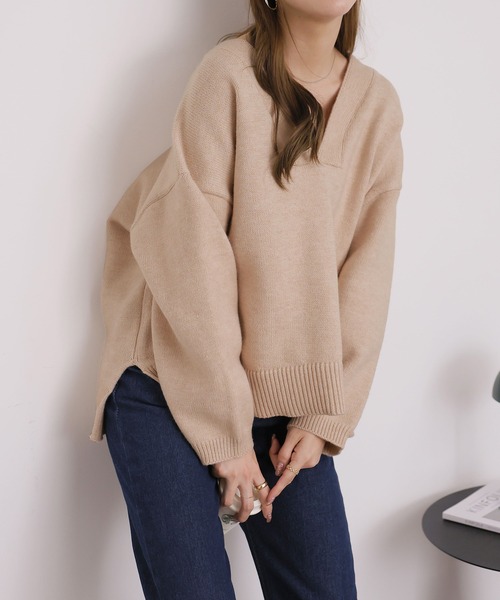 Doula Doula(ドゥーラドゥーラ)の「深Vネック長袖ニット(ニット/セーター・レディース・ベージュ/グレイッシュベージュ/チャコールグレー・FREE)」の17枚目の写真