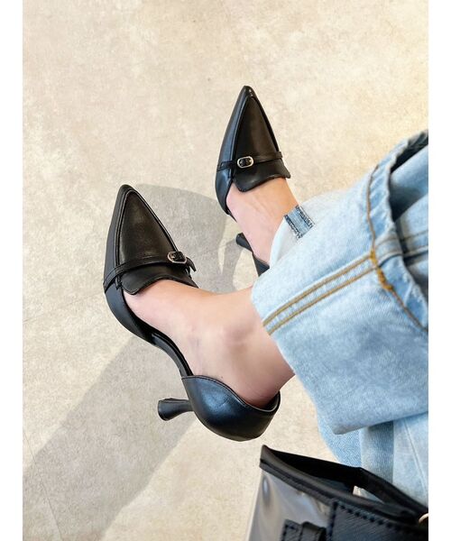 RESEXXY(リゼクシー)の「ゴールドポイントパンプス(パンプス・レディース・ブラック/ベージュ・SMALL/MEDIUM/LARGE)」の11枚目の写真