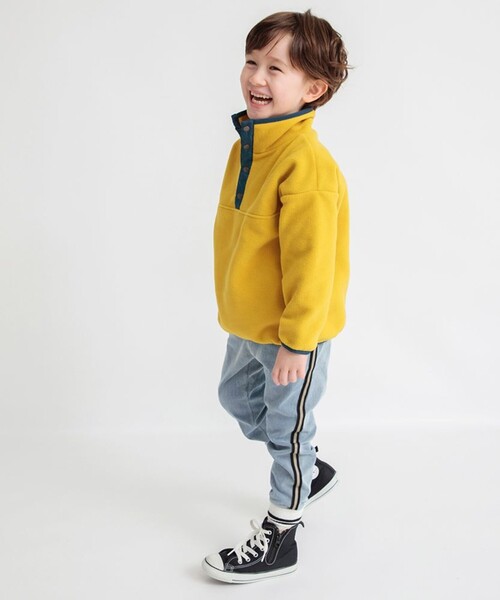 BRANSHES（ブランシェス）の「フリースプルオーバー（スウェット・キッズ・マスタード/ブルーグレー/パープル・120/130/150/110/140/90/100）」の5枚目の写真