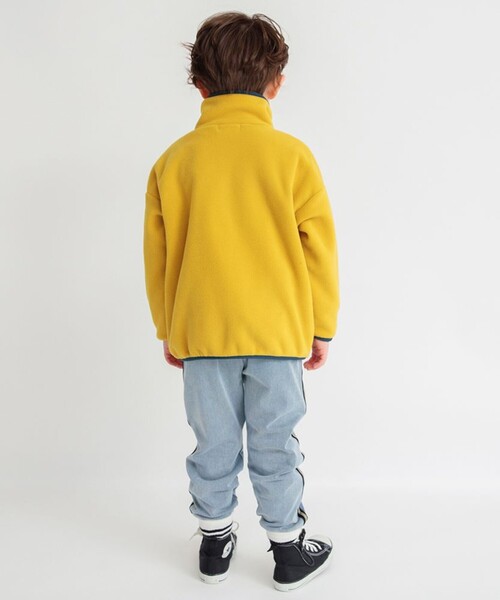 BRANSHES（ブランシェス）の「フリースプルオーバー（スウェット・キッズ・マスタード/ブルーグレー/パープル・120/130/150/110/140/90/100）」の6枚目の写真