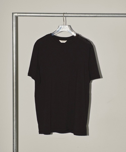 TODAYFUL(トゥデイフル)の「TODAYFUL Basic Smooth T-shirts ベーシックスムースTシャツ/12410613(Tシャツ/カットソー・レディース・ブラック/ライトグリーン/バーガンディー/ホワイト/ブルー系その他・ONE SIZE)」の2枚目の写真