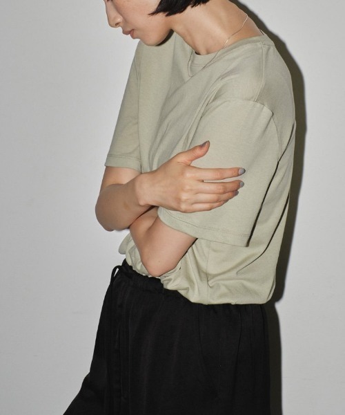 TODAYFUL(トゥデイフル)の「TODAYFUL Basic Smooth T-shirts ベーシックスムースTシャツ/12410613(Tシャツ/カットソー・レディース・ブラック/ライトグリーン/バーガンディー/ホワイト/ブルー系その他・ONE SIZE)」の7枚目の写真