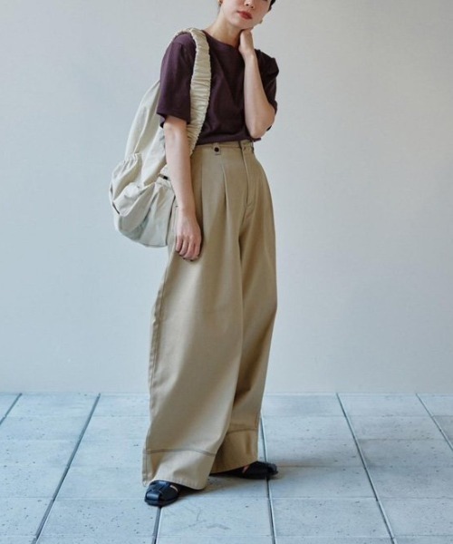 TODAYFUL(トゥデイフル)の「TODAYFUL Basic Smooth T-shirts ベーシックスムースTシャツ/12410613(Tシャツ/カットソー・レディース・ブラック/ライトグリーン/バーガンディー/ホワイト/ブルー系その他・ONE SIZE)」の19枚目の写真