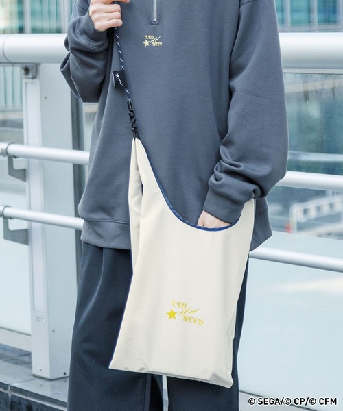 RAGEBLUE（レイジブルー）の「【プロジェクトセカイ×ZOZOTOWN】Leo/needコラボ ロゴプリントミニバッグ/エコバッグ（エコバッグ/サブバッグ・メンズ・ホワイト×レッド/ホワイト×グリーン/ホワイト×ブルー/ホワイト×イエロー/ホワイト×ピンク・FREE）」の4枚目の写真