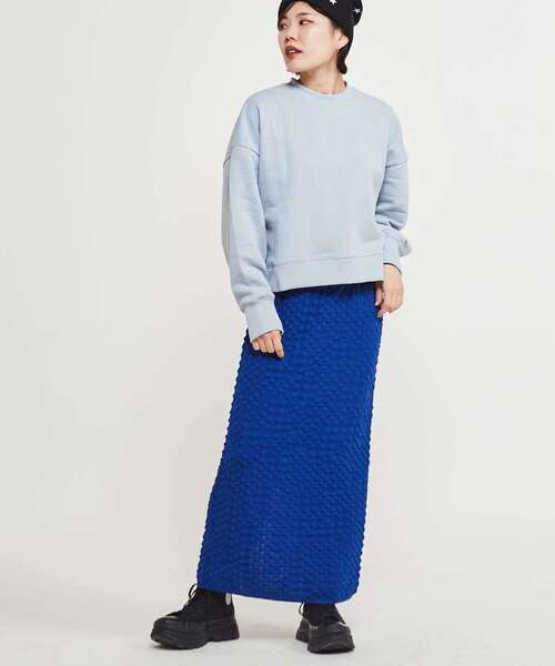 CONVERSE TOKYO(コンバーストウキョウ)の「POPCORN KNIT NARROW SKIRT(スカート・レディース・ブラック/ブルー/ピンク・FREE)」の7枚目の写真