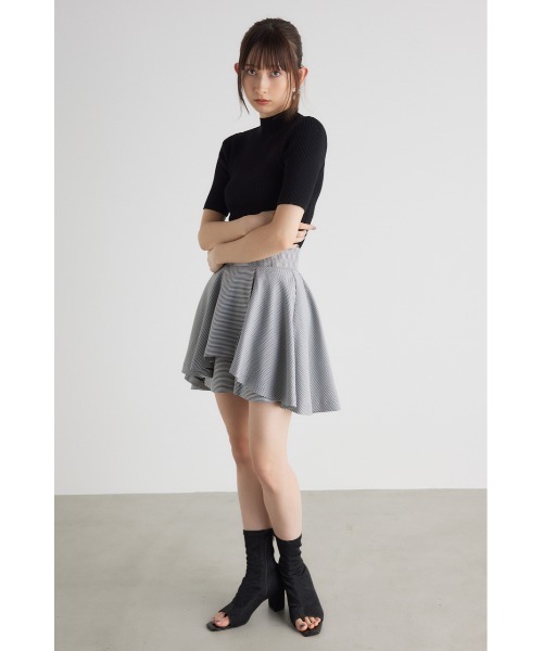 rienda(リエンダ)の「フレアペプラムスコートショートパンツ(スカート・レディース・ライトグレー/マルチ/ブラック・MEDIUM/SMALL/X-SMALL)」の12枚目の写真