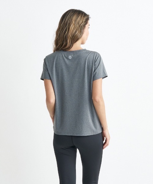 ROXY(ロキシー)の「ONESELF/ロキシー速乾UVカット付きボックスシルエットロゴプリントフィットネスカットソー(Tシャツ/カットソー・レディース・パープル/グリーン/ホワイト/グレー/ブラック・LARGE/MEDIUM/SMALL)」の14枚目の写真
