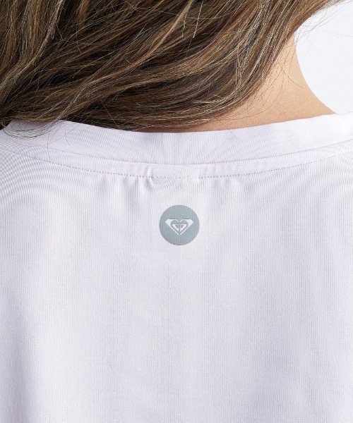 ROXY(ロキシー)の「ONESELF/ロキシー速乾UVカット付きボックスシルエットロゴプリントフィットネスカットソー(Tシャツ/カットソー・レディース・パープル/グリーン/ホワイト/グレー/ブラック・LARGE/MEDIUM/SMALL)」の12枚目の写真
