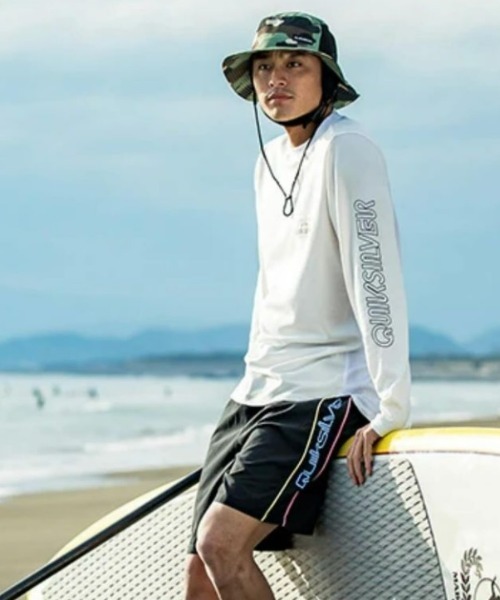 Quiksilver（クイックシルバー）の「EVERYDAY VERT VOLLEY/クイックシルバーウエストゴムサーフトランクス・ボードショーツ(水着)（水着・メンズ・ブラック/バーガンディー/イエロー/ネイビー/グリーン・LARGE/MEDIUM/X-LARGE/SMALL）」の2枚目の写真