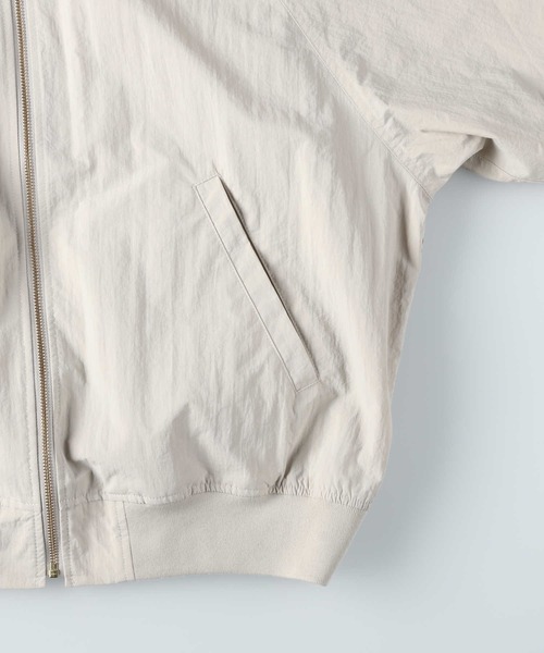 HONEYSUCKLE ROSE(ハニーサックルローズ)の「【HONEYSUCKLE ROSE】撥水MA-1(MA-1・レディース・オフホワイト/ブラック・M/L/XL)」の15枚目の写真