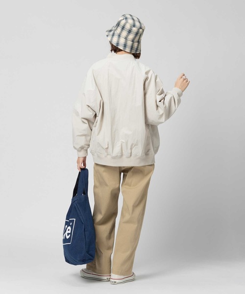 HONEYSUCKLE ROSE(ハニーサックルローズ)の「【HONEYSUCKLE ROSE】撥水MA-1(MA-1・レディース・オフホワイト/ブラック・M/L/XL)」の7枚目の写真