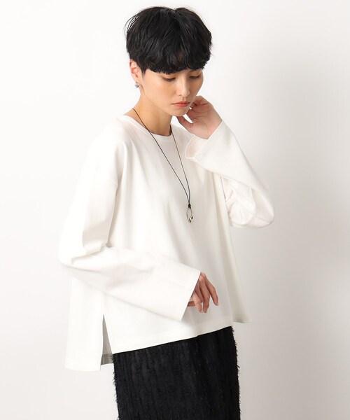 OPAQUE.CLIP(オペークドットクリップ)の「◆シルキーポンチ ワイドトップス【洗濯機洗い可/UVケア】(Tシャツ/カットソー・レディース・ホワイト/ブラック/ホワイト系3・36/38/40/42)」の1枚目の写真