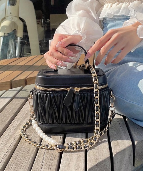 one wayザッカ（ワンウェイザッカ）の「キルティングバニティバッグ