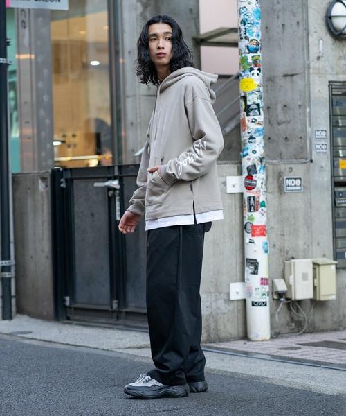 KANGOL(カンゴール)の「【KANGOL/カンゴール】 フェイクレイヤード 袖プリント ビッグシルエット 裏毛フーディー プルオーバーパーカー(パーカー・メンズ・ブラック/グレー/ライトグリーン・MEDIUM/LARGE/X-LARGE)」の21枚目の写真