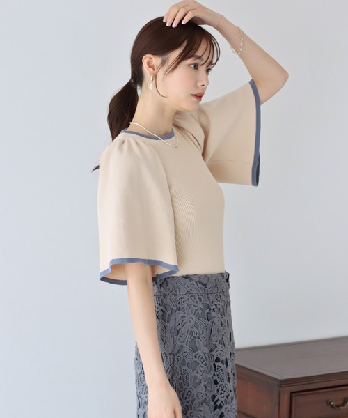 BLUEEAST(ブルーイースト)の「配色フレアスリーブ五分袖ニット(ニット/セーター・レディース・アイボリー/ブラック/ベージュ/ミント・MEDIUM)」の17枚目の写真