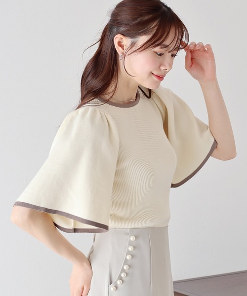 BLUEEAST(ブルーイースト)の「配色フレアスリーブ五分袖ニット(ニット/セーター・レディース・アイボリー/ブラック/ベージュ/ミント・MEDIUM)」の10枚目の写真