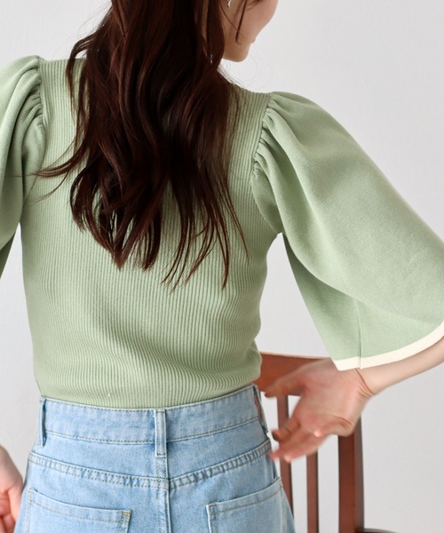 BLUEEAST(ブルーイースト)の「配色フレアスリーブ五分袖ニット(ニット/セーター・レディース・アイボリー/ブラック/ベージュ/ミント・MEDIUM)」の6枚目の写真