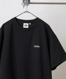 Dickies（ディッキーズ）の「【Dickies/ディッキーズ】半袖スウェット ブランドネーム刺繍＆ピスネームタグ ワンポイント 半袖クルーネックカットソー/ビッグシルエット（スウェット・メンズ）」