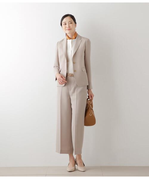 NEWYORKER（ニューヨーカー）の「【ウォッシャブル】ウォッシャブルWジョーゼット クロップドワイドパンツ（スラックス・レディース・ベージュ/ブラック・9号/11号）」の4枚目の写真