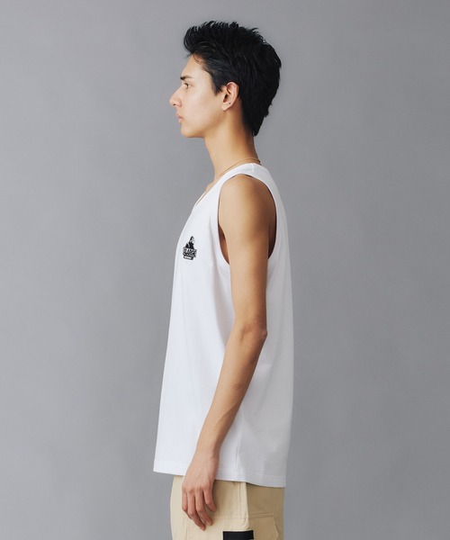 XLARGE（エクストララージ）の「SLANTED OG TANK TOP（タンクトップ・メンズ・ブラック/ホワイト・XL/L/M）」の4枚目の写真