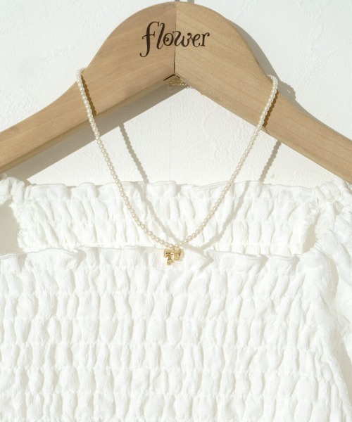 flower（フラワー）の「シェリーリボンネックレス（ネックレス・レディース・ホワイト・FREE）」の11枚目の写真