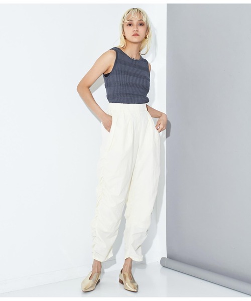 Settimissimo（セッティミッシモ）の「変形リブ ドライタッチ ノースリーブ プルオーバー ニット（ニット/セーター・レディース・アイボリー/イエロー×グリーン/スミクロ・FREE）」の14枚目の写真