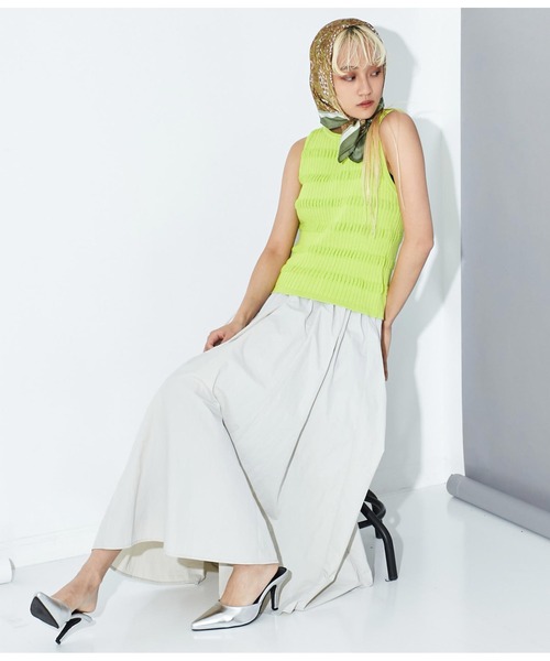 Settimissimo（セッティミッシモ）の「変形リブ ドライタッチ ノースリーブ プルオーバー ニット（ニット/セーター・レディース・アイボリー/イエロー×グリーン/スミクロ・FREE）」の21枚目の写真