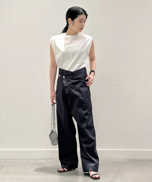 AP STUDIO（エーピーストゥディオ）の「アシンメトリーチノ（スラックス・レディース・ネイビー/ベージュ・34/36/38/40）」の7枚目の写真