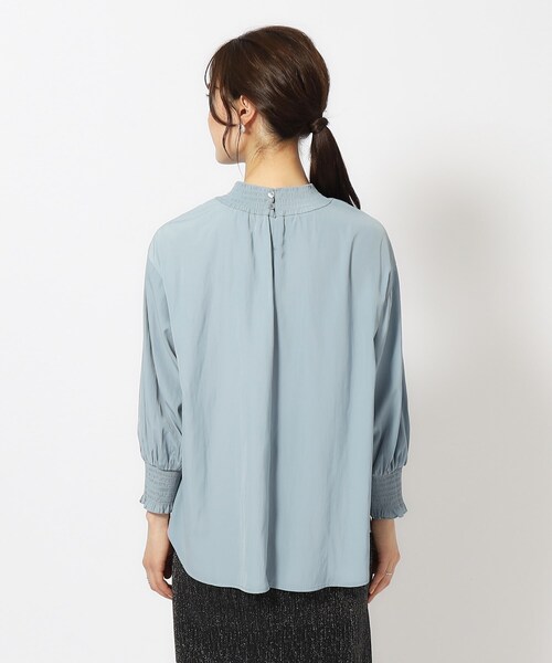 DRESKIP（ドレスキップ）の「◆【9分袖】大人上品にきまる シャーリングブラウス（シャツ/ブラウス・レディース・ライトブルー/ナチュラル/チャコールグレー・02/03/04）」の6枚目の写真
