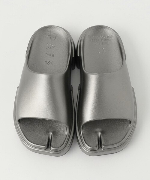 PAES（ペイズ）の「＜PAES＞SLIDE GLITTER サンダル（サンダル・レディース・シルバー/ダークブラウン・23cm/25cm/24cm）」の16枚目の写真