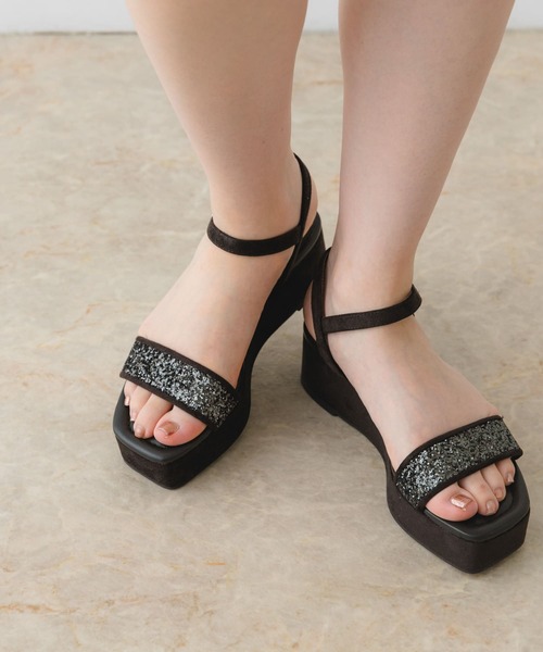RODE SKO（ロデスコ）の「グリッターアンクルサンダル（サンダル・レディース・ベージュ/ブラック・36/37/38）」の8枚目の写真