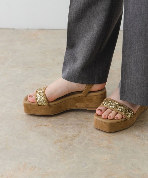 RODE SKO（ロデスコ）の「グリッターアンクルサンダル（サンダル・レディース・ベージュ/ブラック・36/37/38）」の20枚目の写真
