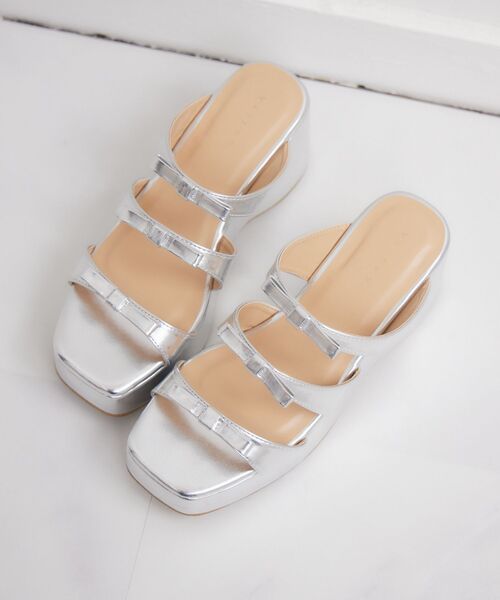 ems excite(エムズエキサイト)の「リボンサンダル(サンダル・レディース・ブラック/シルバー/オフホワイト・LARGE/MEDIUM)」の6枚目の写真