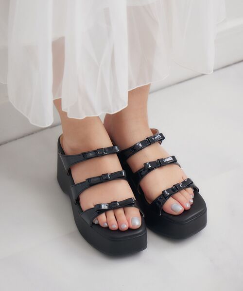 ems excite(エムズエキサイト)の「リボンサンダル(サンダル・レディース・ブラック/シルバー/オフホワイト・LARGE/MEDIUM)」の9枚目の写真