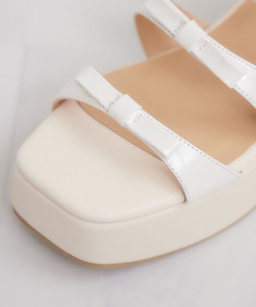 ems excite(エムズエキサイト)の「リボンサンダル(サンダル・レディース・ブラック/シルバー/オフホワイト・LARGE/MEDIUM)」の15枚目の写真