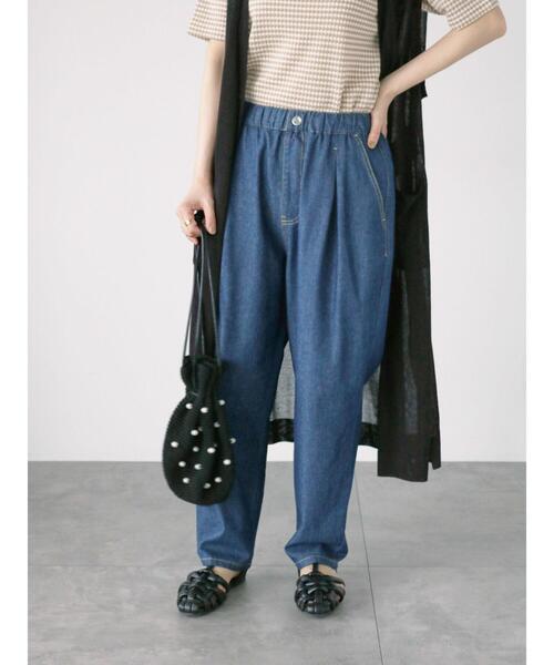 Lugnoncure(ルノンキュール)の「テーパードイージーデニムパンツ(その他パンツ・レディース・サックスブルー/ネイビー/ブラック・F)」の2枚目の写真