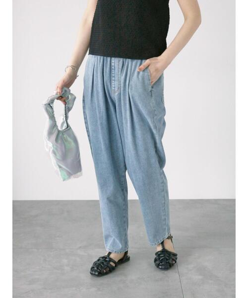 Lugnoncure(ルノンキュール)の「テーパードイージーデニムパンツ(その他パンツ・レディース・サックスブルー/ネイビー/ブラック・F)」の12枚目の写真