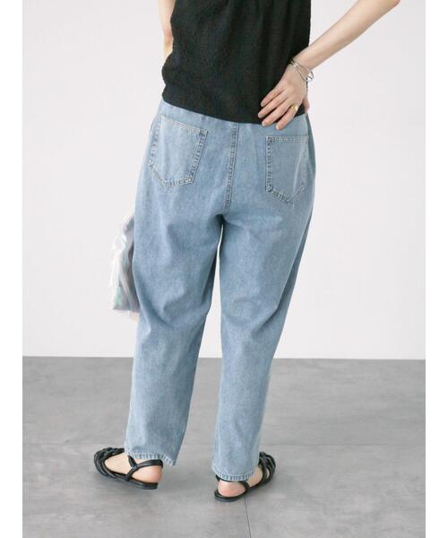 Lugnoncure(ルノンキュール)の「テーパードイージーデニムパンツ(その他パンツ・レディース・サックスブルー/ネイビー/ブラック・F)」の14枚目の写真