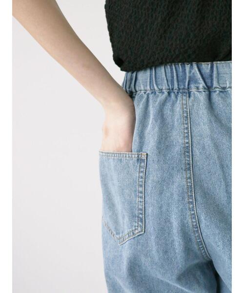 Lugnoncure(ルノンキュール)の「テーパードイージーデニムパンツ(その他パンツ・レディース・サックスブルー/ネイビー/ブラック・F)」の17枚目の写真