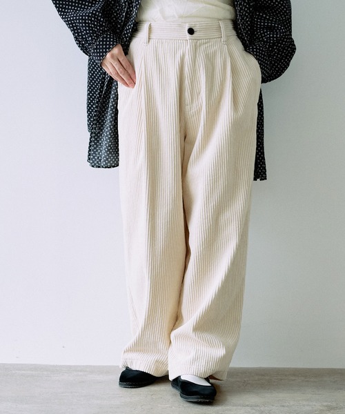 yuni（ユニ ）の「讃岐コールワイドパンツ 1701PT003242（その他パンツ