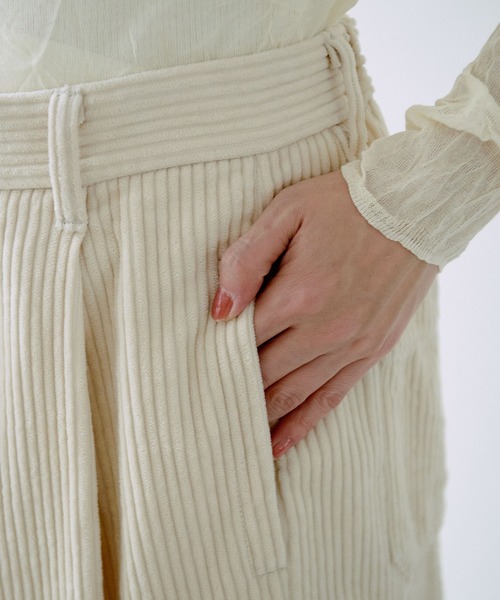 yuni（ユニ ）の「讃岐コールワイドパンツ 1701PT003242（その他パンツ