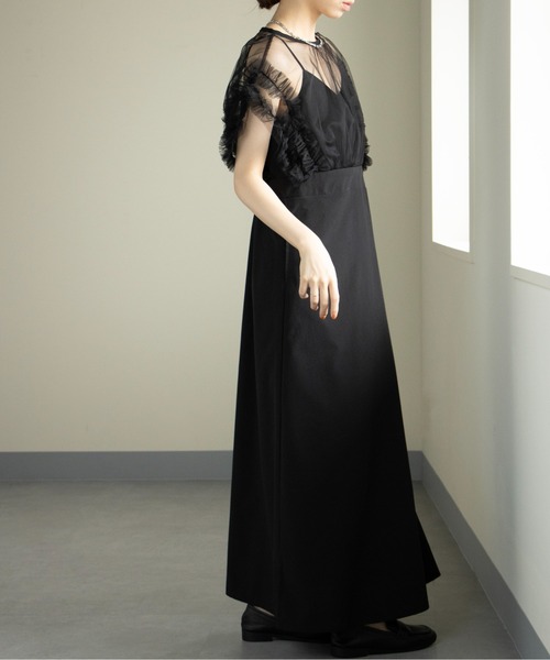 MAISON BREEZE(メゾンブリーズ)の「【MAISON BREEZE】チュール×クレープ ドッキングフリルワンピース 224-487-3466 DTK(ワンピース・レディース・グレイッシュベージュ/ブラック/グレー・FREE)」の6枚目の写真