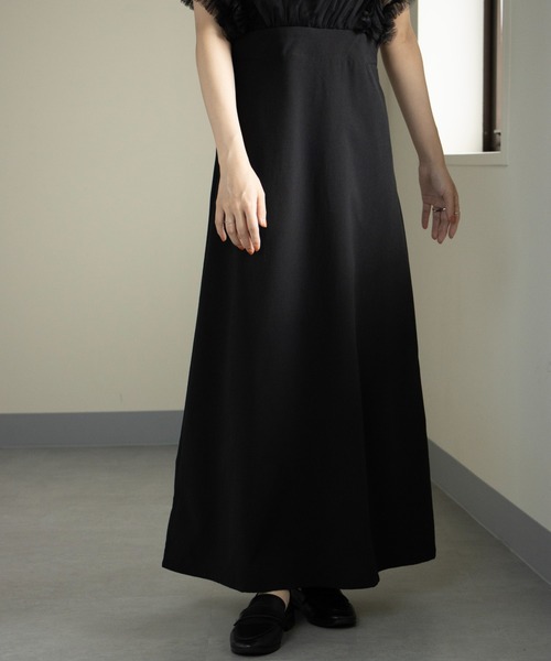 MAISON BREEZE(メゾンブリーズ)の「【MAISON BREEZE】チュール×クレープ ドッキングフリルワンピース 224-487-3466 DTK(ワンピース・レディース・グレイッシュベージュ/ブラック/グレー・FREE)」の11枚目の写真