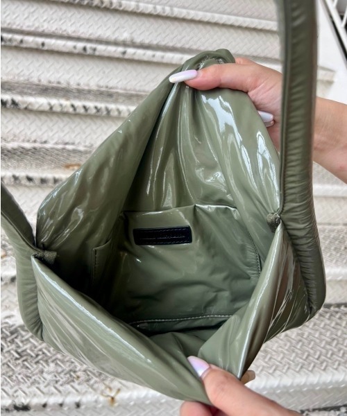 【atnek by Scrap Book】 エナメルレクタングルバッグ atneK by Scrap Book】エナメルレクタングルバッグ | 『Scrap