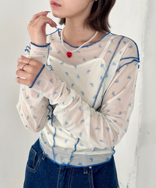 SOLLON.（ソルロン）の「アウトリンキングリボンプリントシアートップス（Tシャツ/カットソー・レディース・レッド/ライトブルー・FREE）」の4枚目の写真