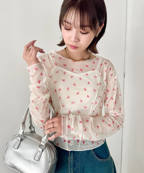 SOLLON.（ソルロン）の「アウトリンキングリボンプリントシアートップス（Tシャツ/カットソー・レディース・レッド/ライトブルー・FREE）」の13枚目の写真