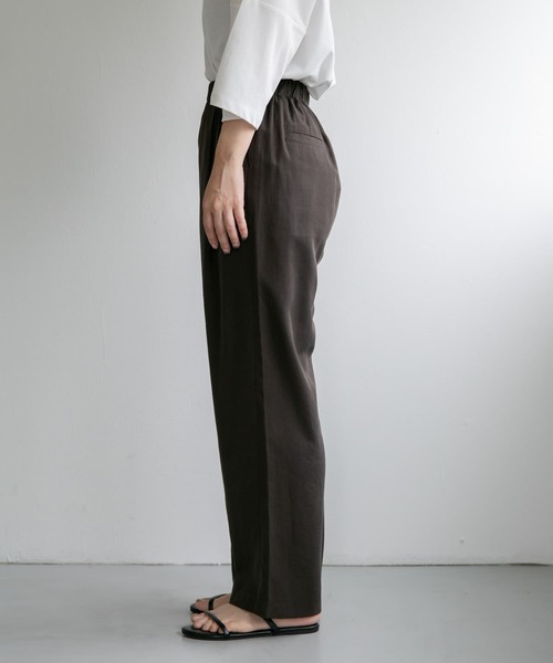 FORK&SPOON（フォークアンドスプーン）の「FORK&SPOON　ピーチスキンイージーパンツ（その他パンツ・レディース・ブラック/ブラウン・1/2）」の12枚目の写真