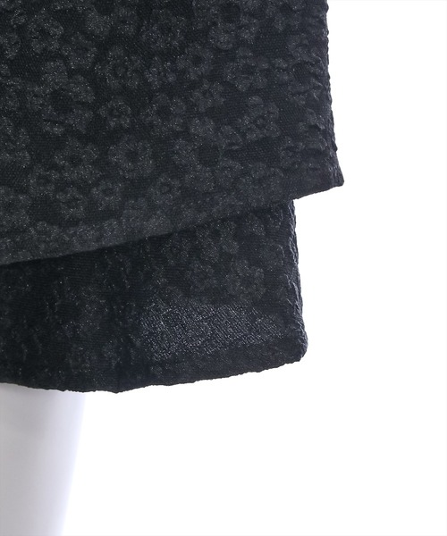 clear（クリア）の「アシンメトリーペプラムカットソートップス［体型カバー 骨格ナチュラル 大人 カジュアル］≪再入荷≫（Tシャツ/カットソー・レディース・オフホワイト/ブラック・F）」の14枚目の写真