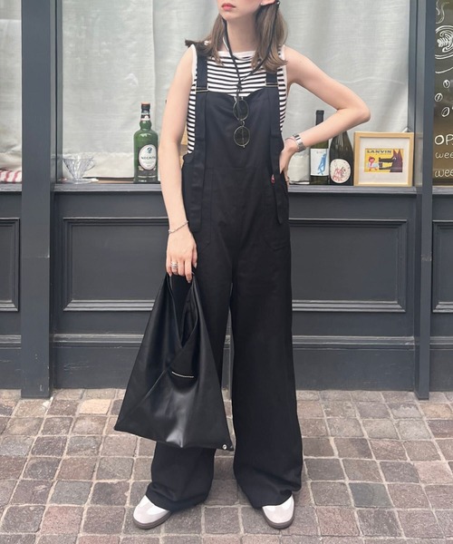 KOBE LETTUCE（コウベレタス）の「ベイカーサロペット