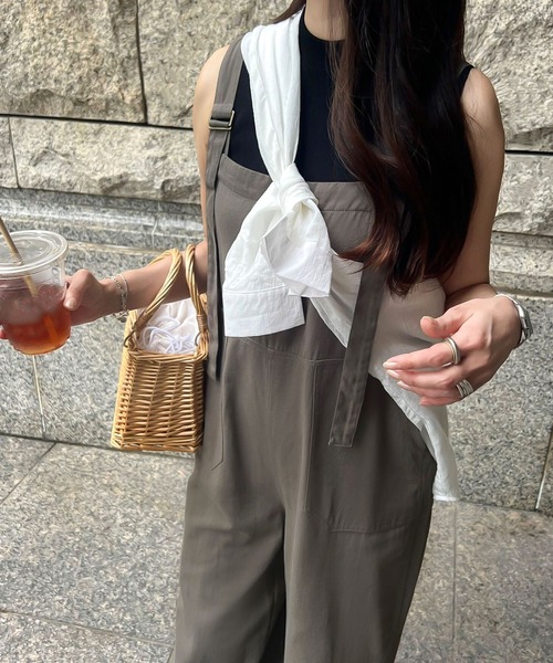 KOBE LETTUCE（コウベレタス）の「ベイカーサロペット（サロペット/オーバーオール・レディース・チャコール/ブラウン/ブラック/アイボリー系・M/PM）」の8枚目の写真